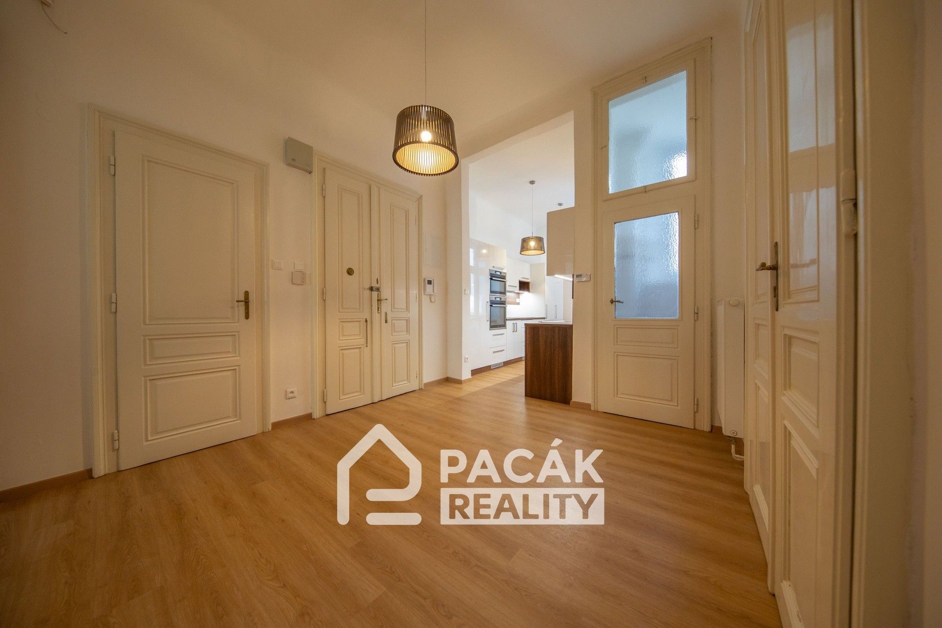 Pronájem bytu 3+1 123 m² - foto 22