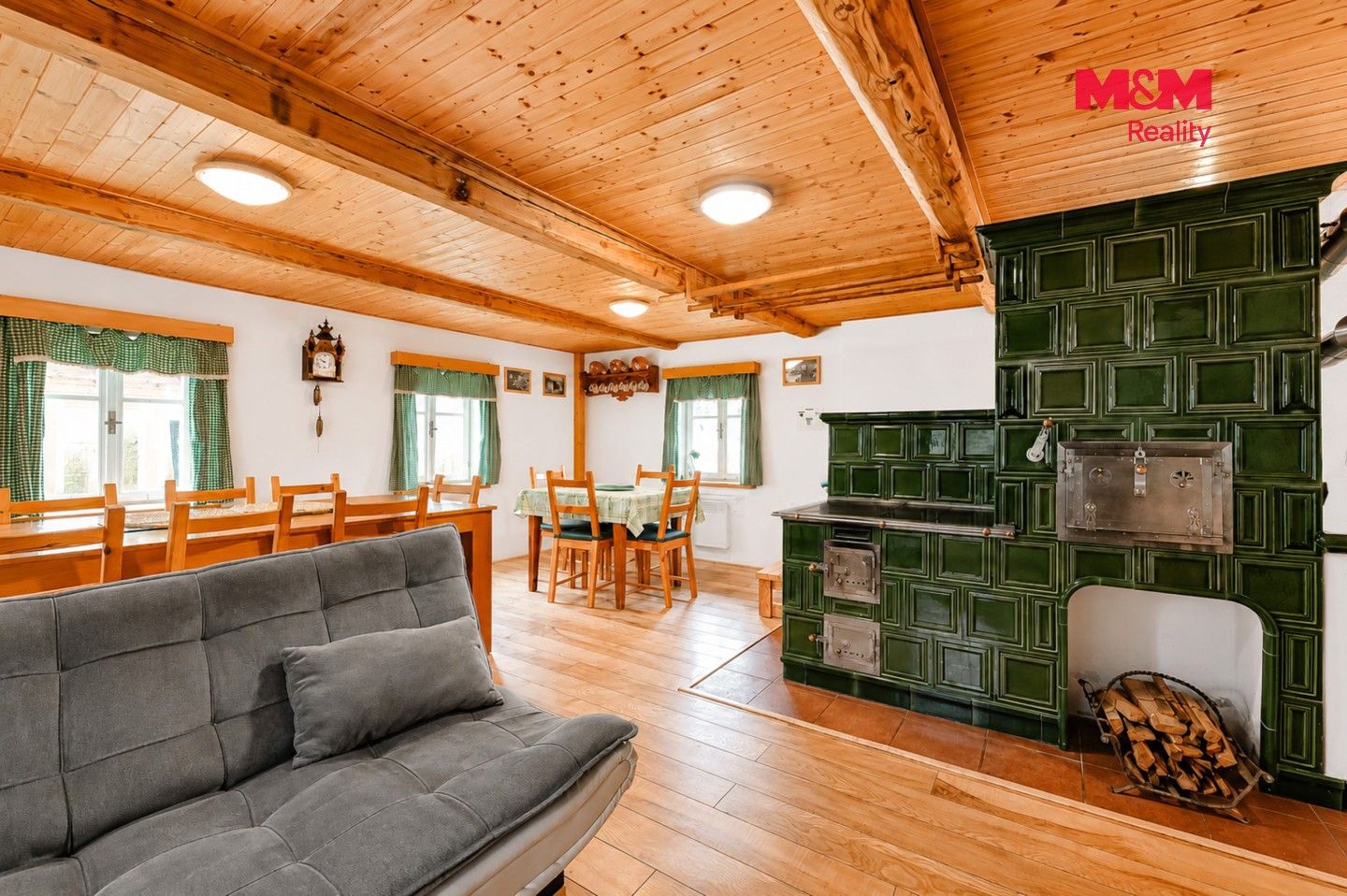 Prodej komerčního prostoru 116 m² - foto 2