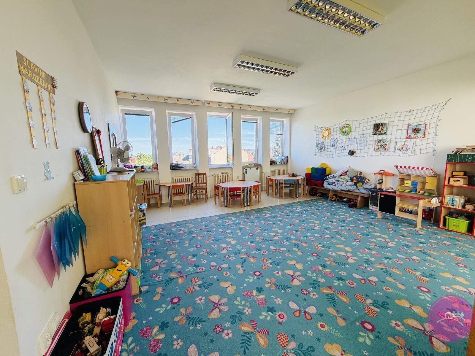 Pronájem komerčního prostoru 110 m² - foto 2
