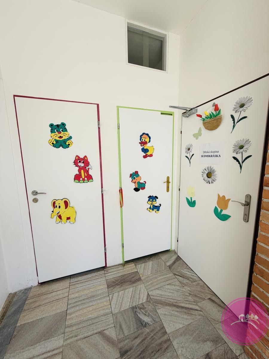 Pronájem komerčního prostoru 110 m² - foto 11