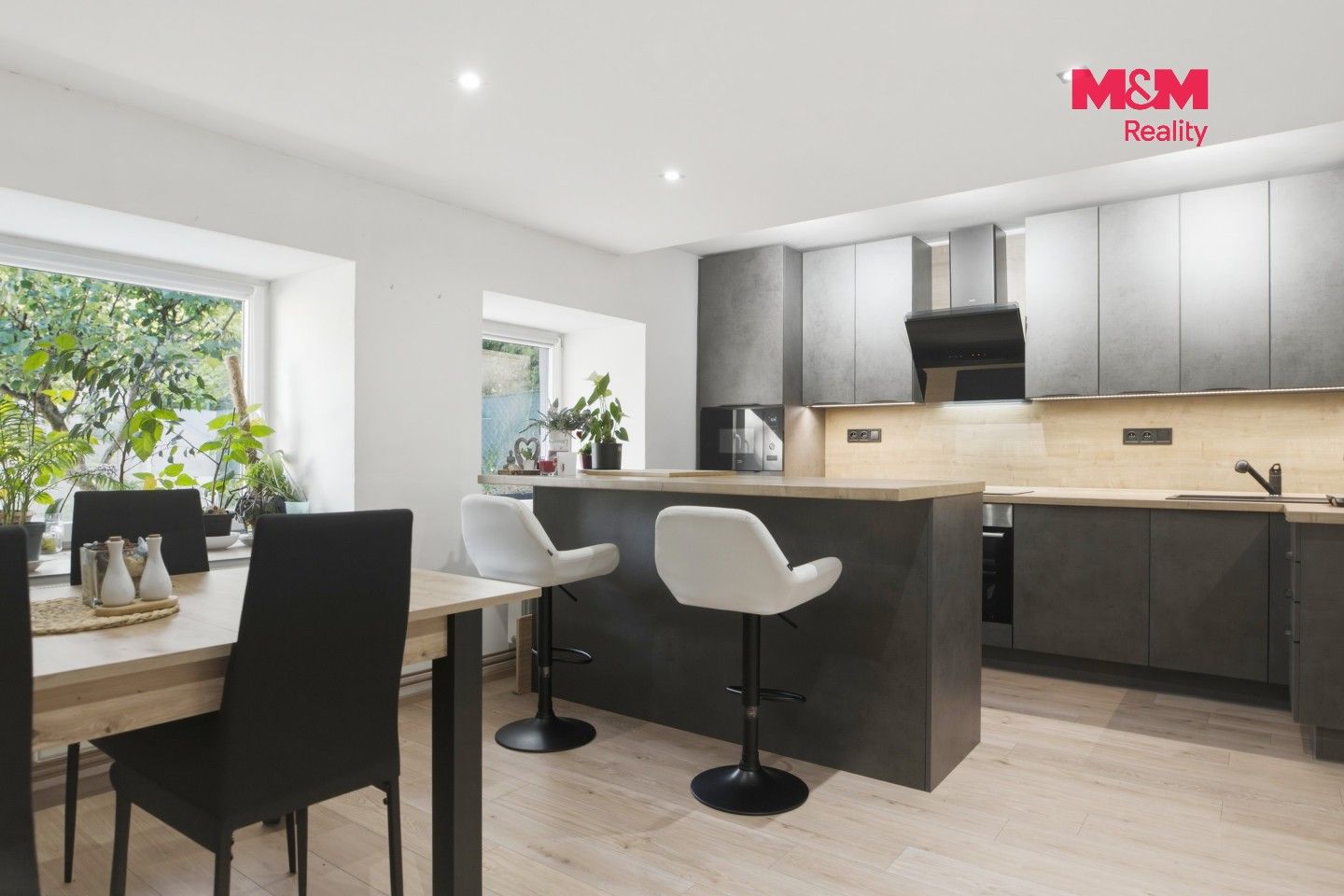 Prodej domu 250 m² - foto 2