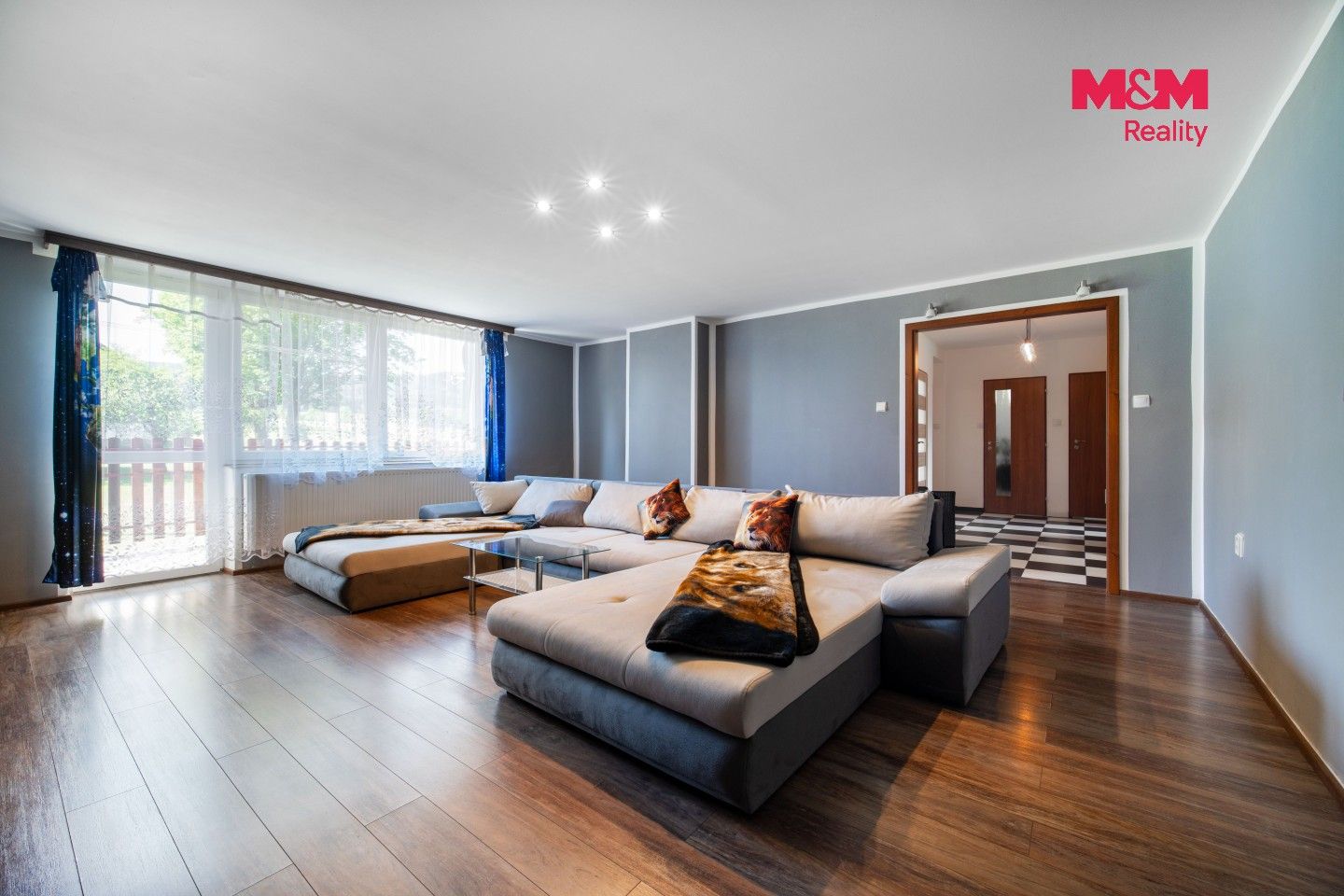 Prodej domu 300 m² - foto 3