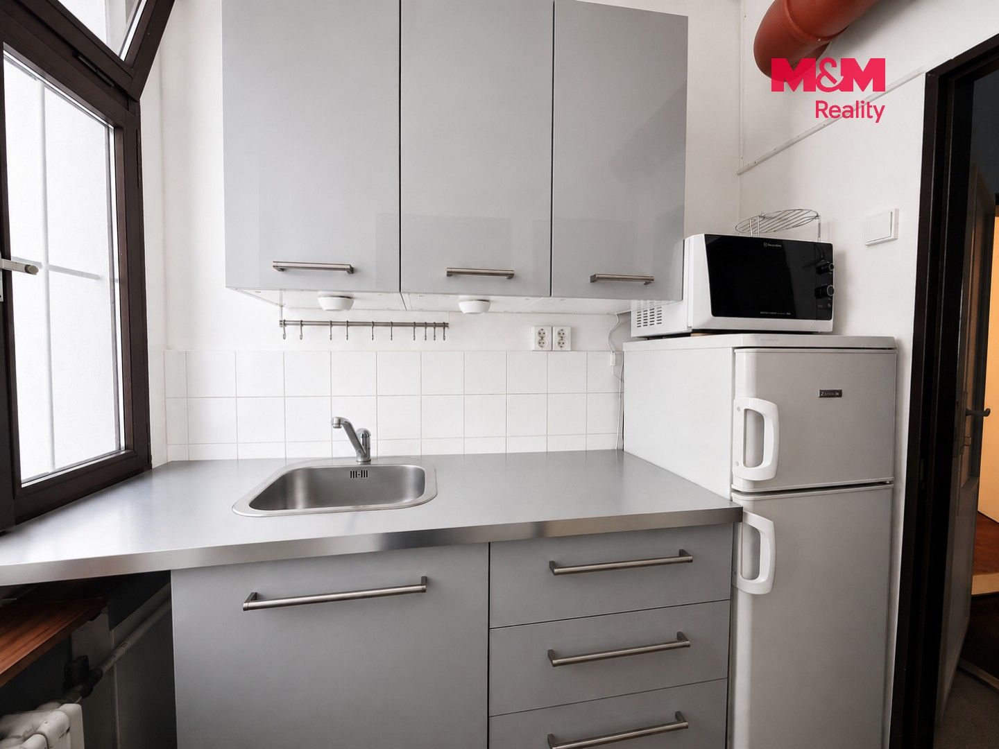 Pronájem komerčního prostoru 113 m² - foto 9