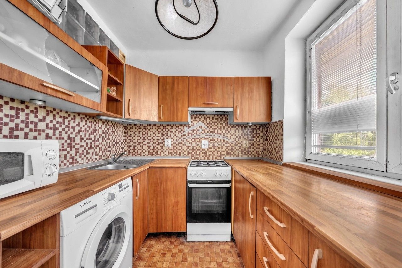 Prodej bytu 2+1 58 m² - foto 2