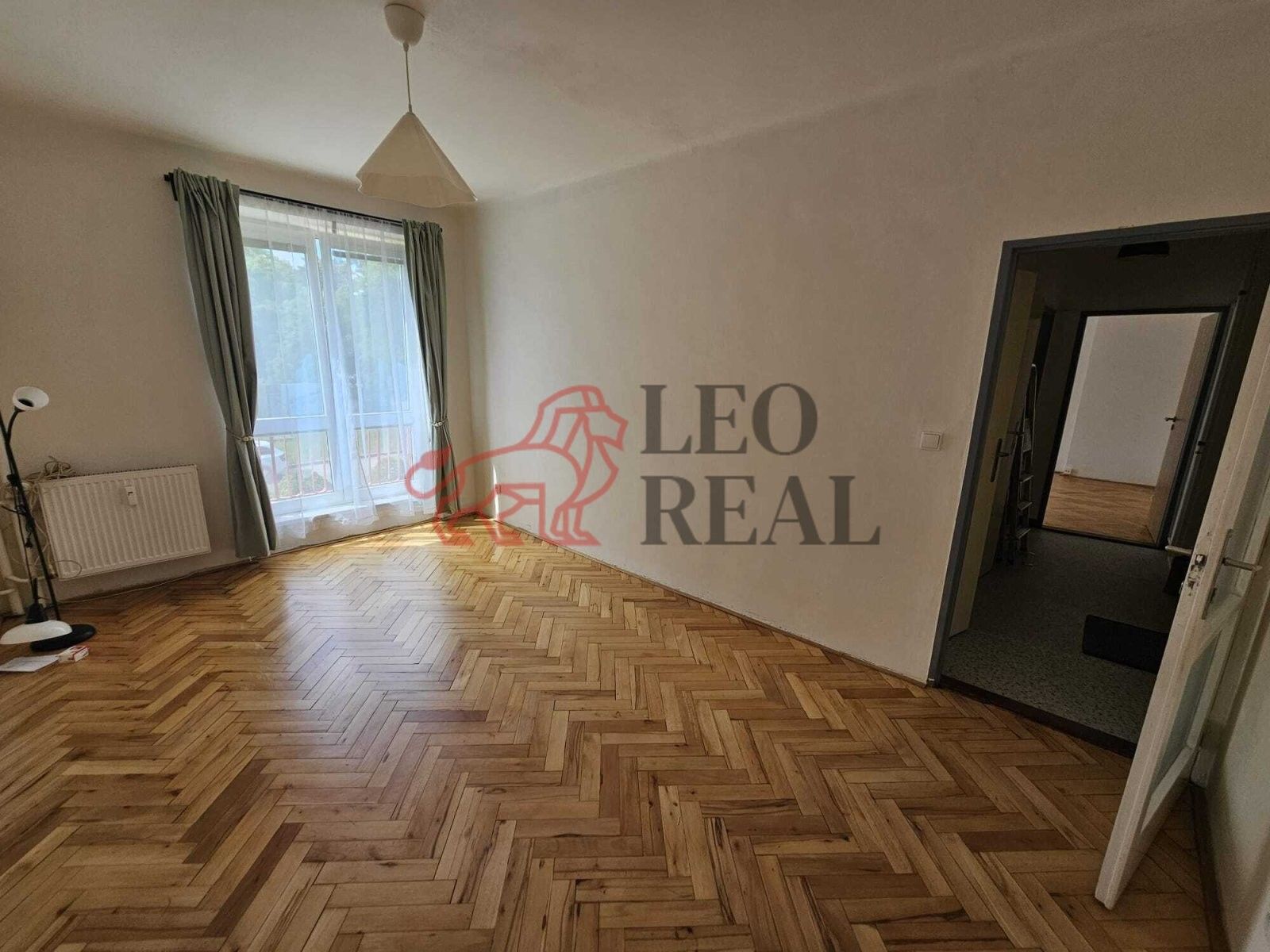 Pronájem bytu 2+1 52 m² - foto 4