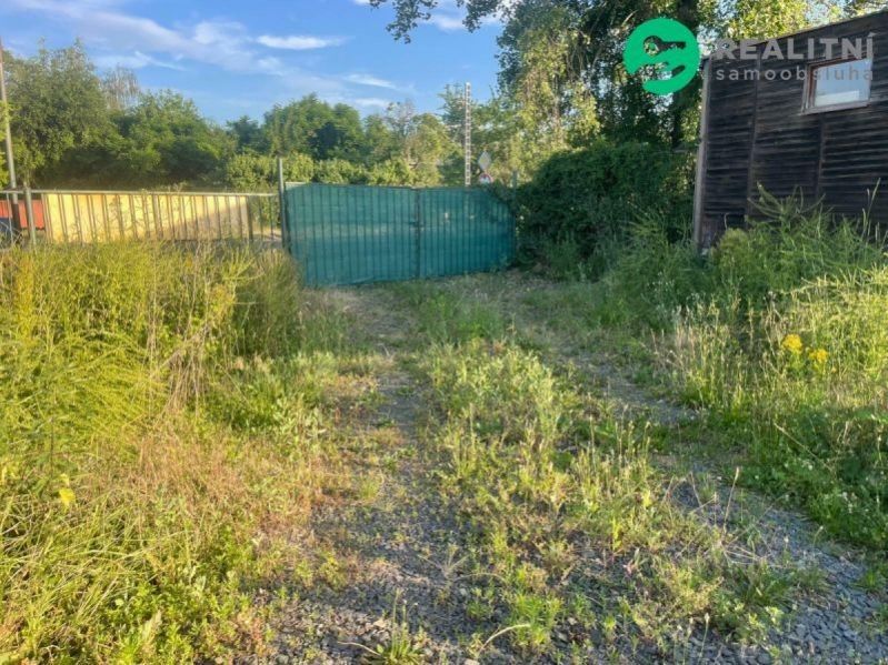 Prodej pozemku 1700 m² - foto 4