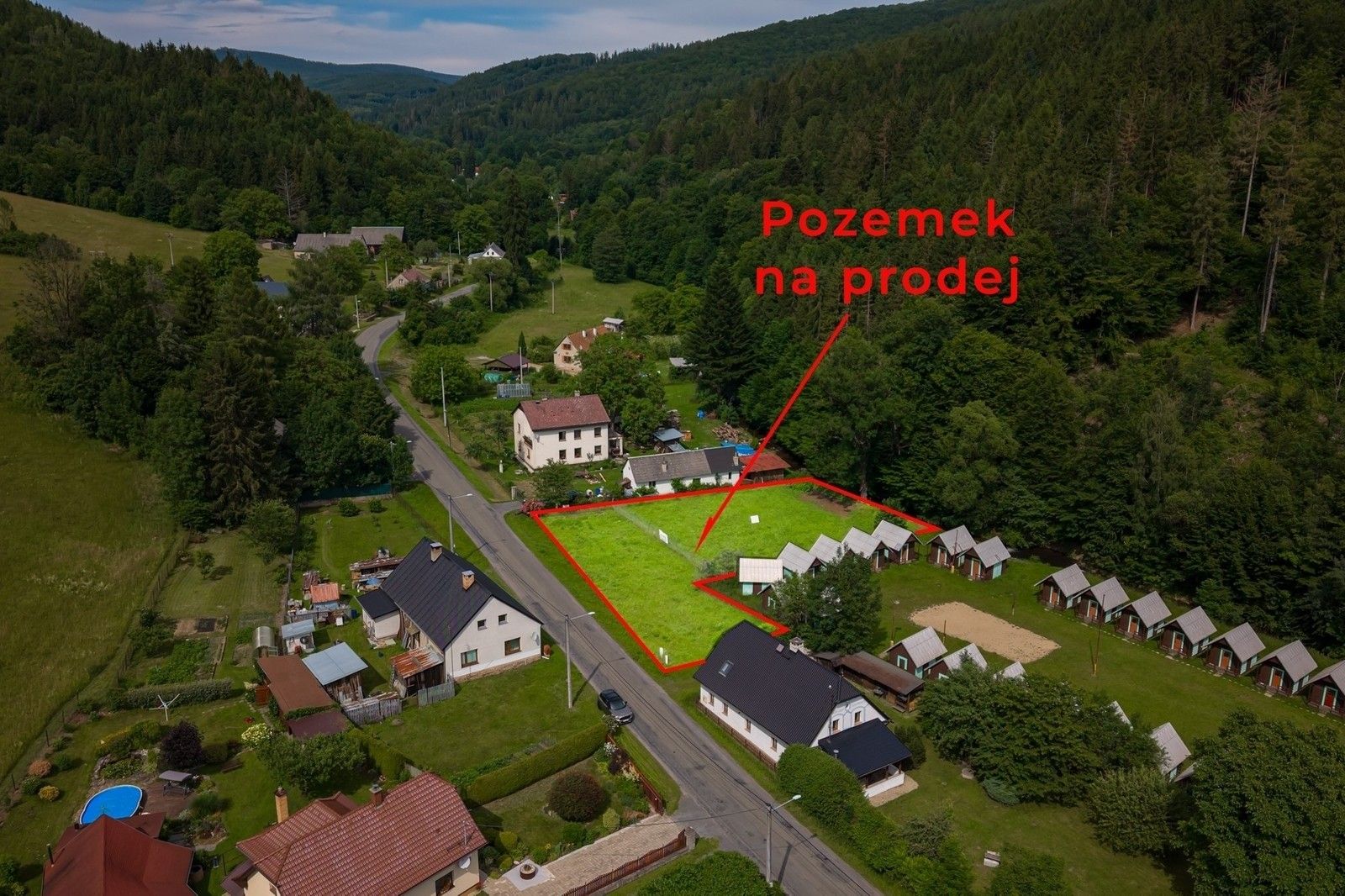 Prodej pozemku 1399 m² - foto 2