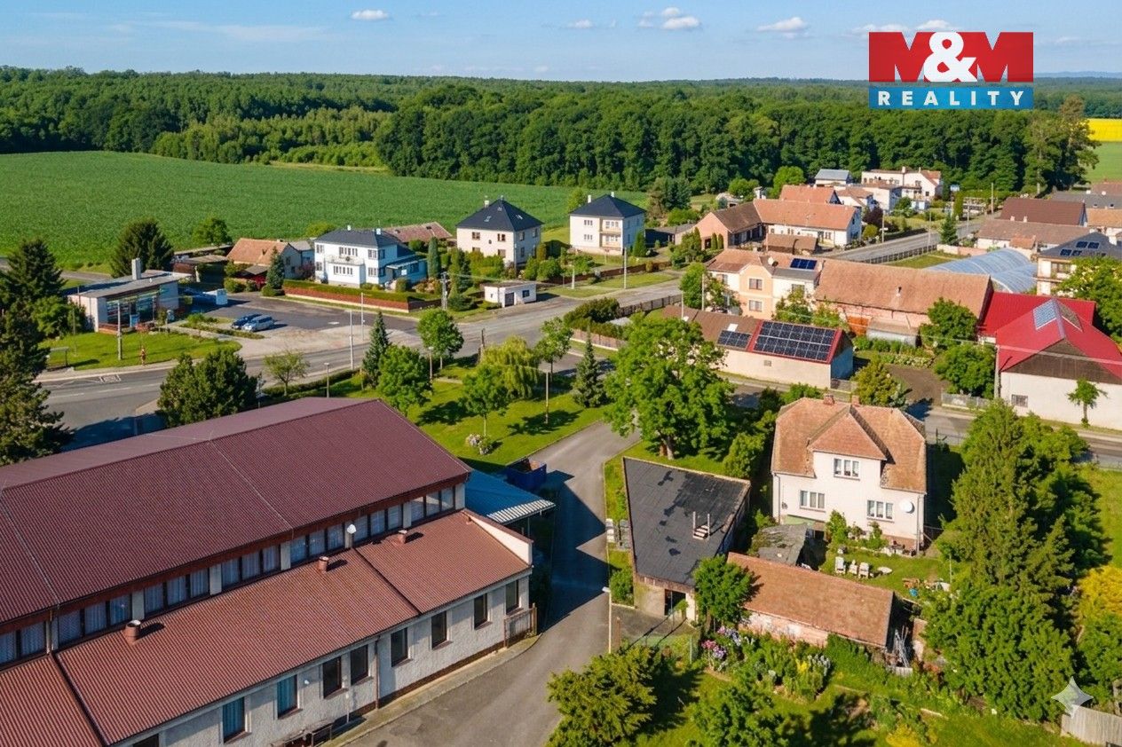 Prodej komerčního prostoru 146 m² - foto 12