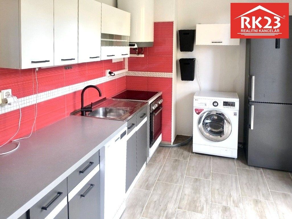 Pronájem bytu 2+1 54 m² - foto 2