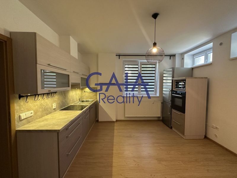 Pronájem bytu 2+kk 43 m² - foto 5