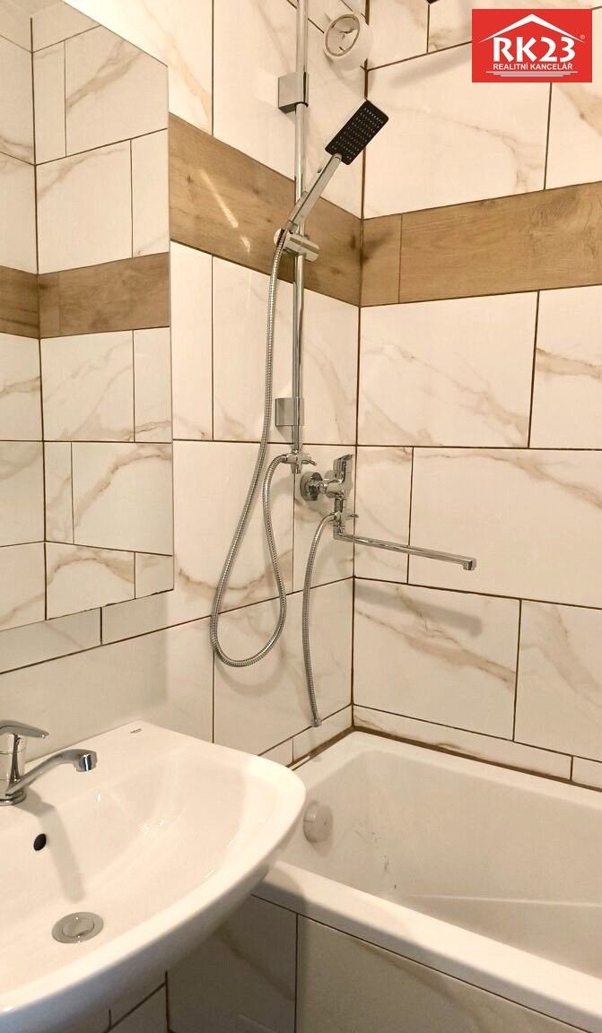 Pronájem bytu 2+1 54 m² - foto 9