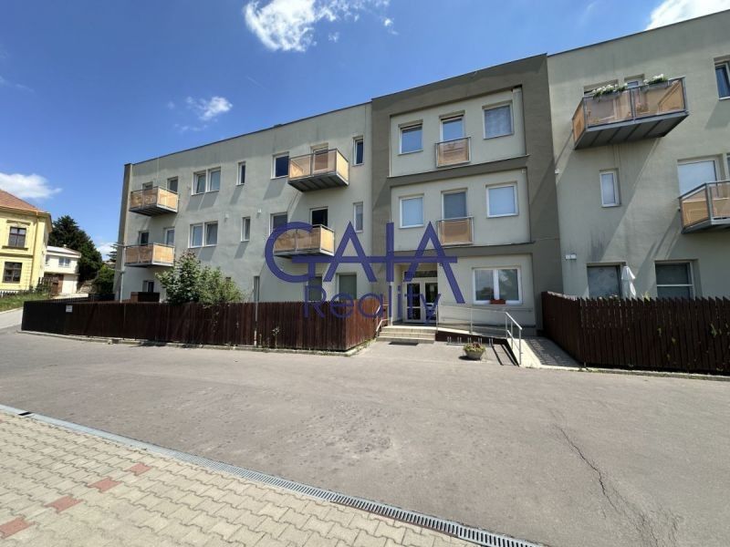 Pronájem bytu 2+kk 43 m² - foto 12