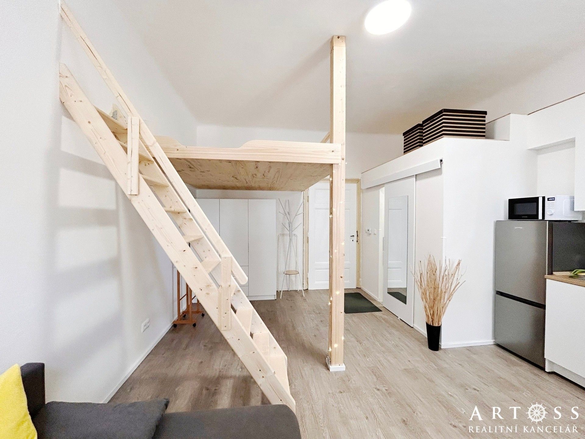 Pronájem bytu 1+kk 23 m² - foto 5
