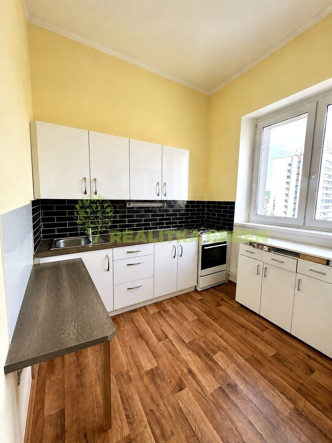 Prodej bytu 3+1 76 m² - foto 3