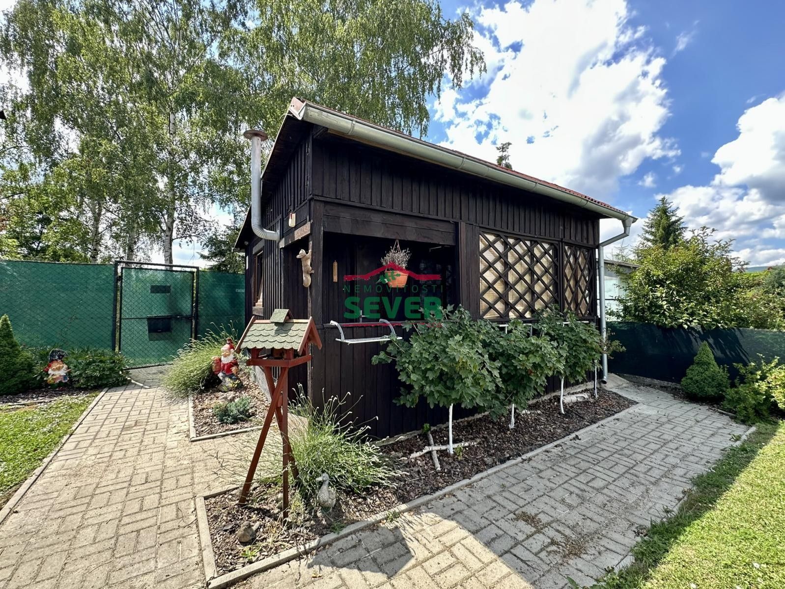 Prodej pozemku 351 m² - foto 1