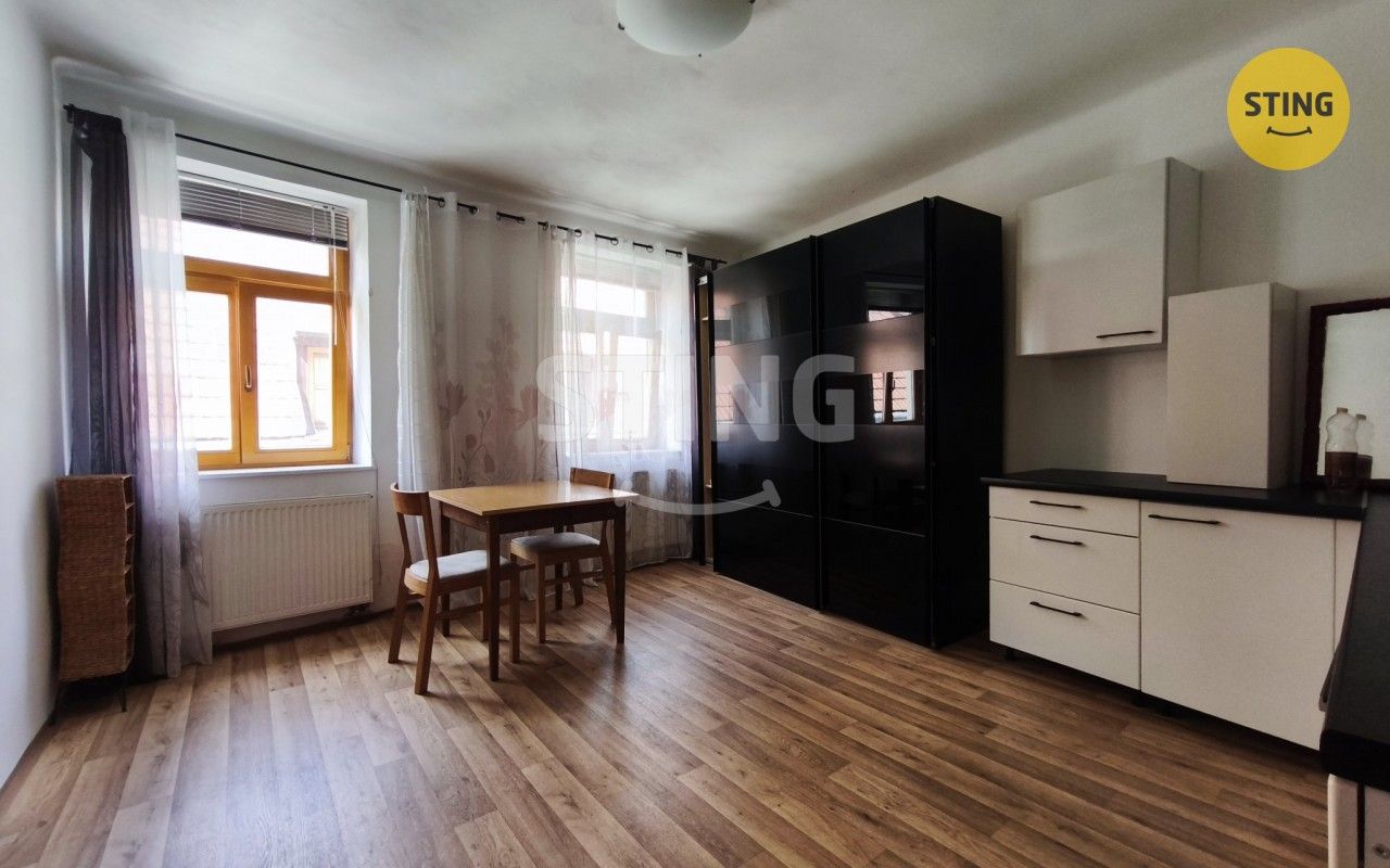 Pronájem bytu 2+kk 44 m² - foto 5