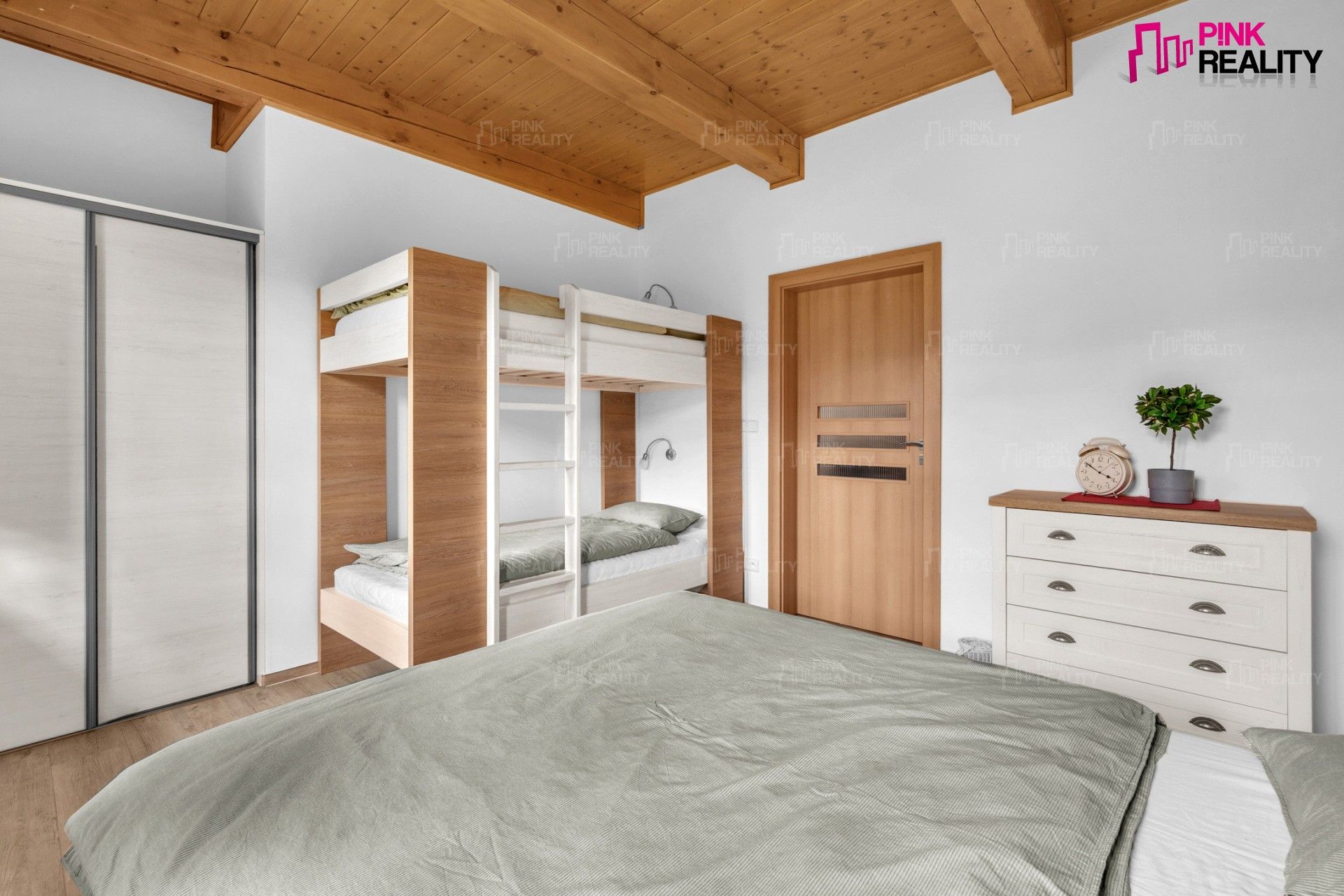 Prodej komerčního prostoru 184 m² - foto 3