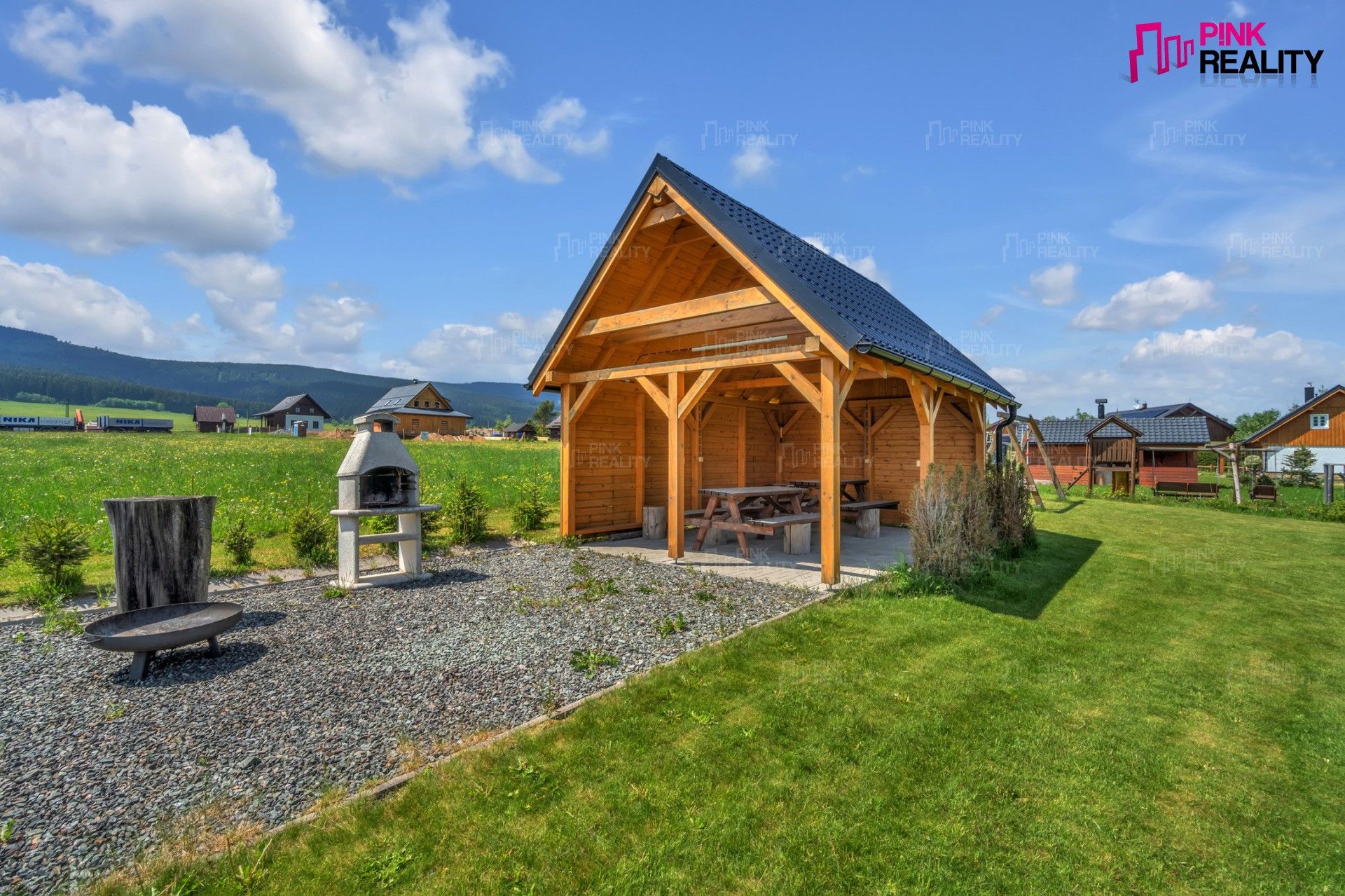 Prodej komerčního prostoru 184 m² - foto 26