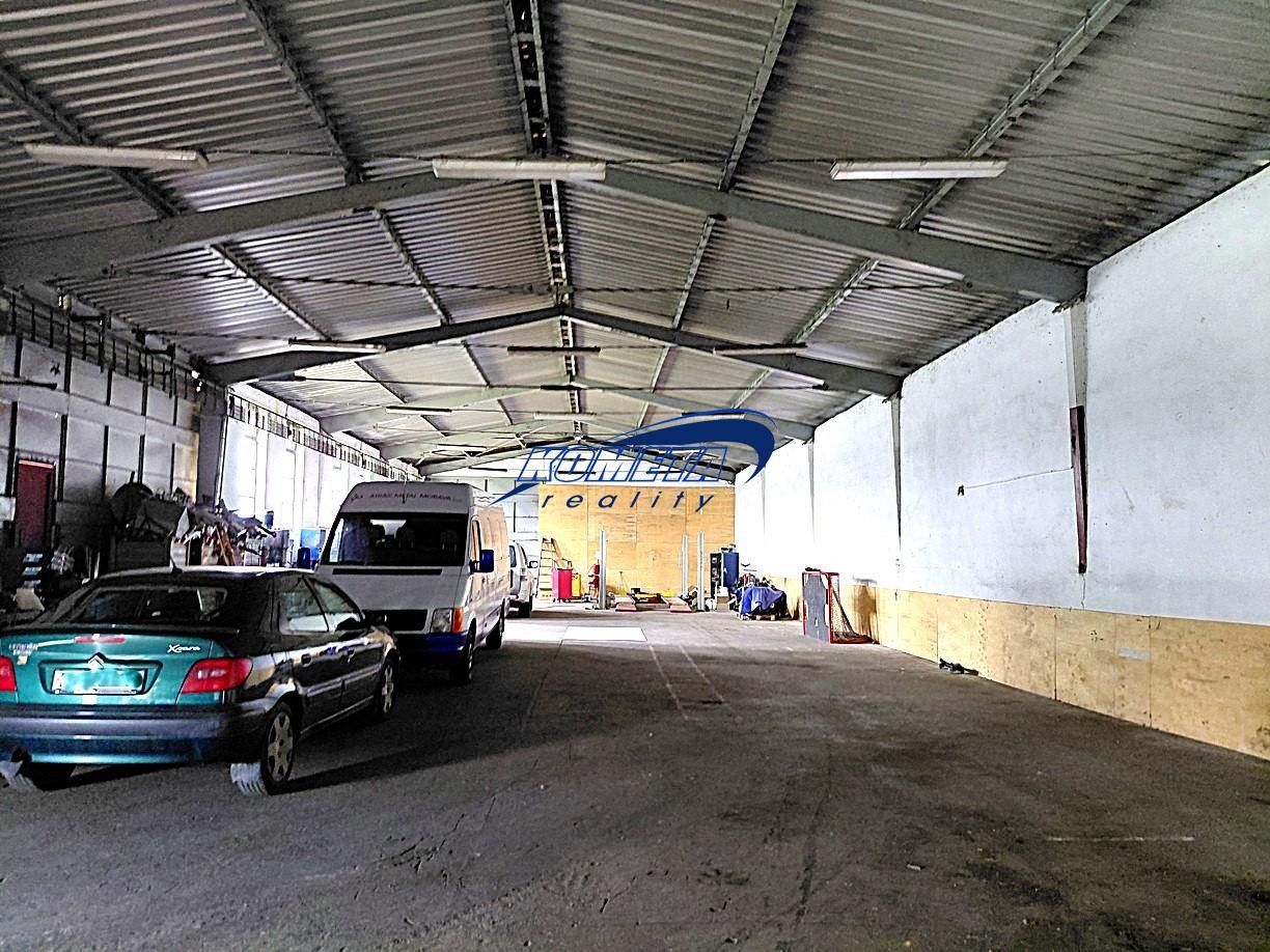 Pronájem komerčního prostoru 580 m² - foto 3