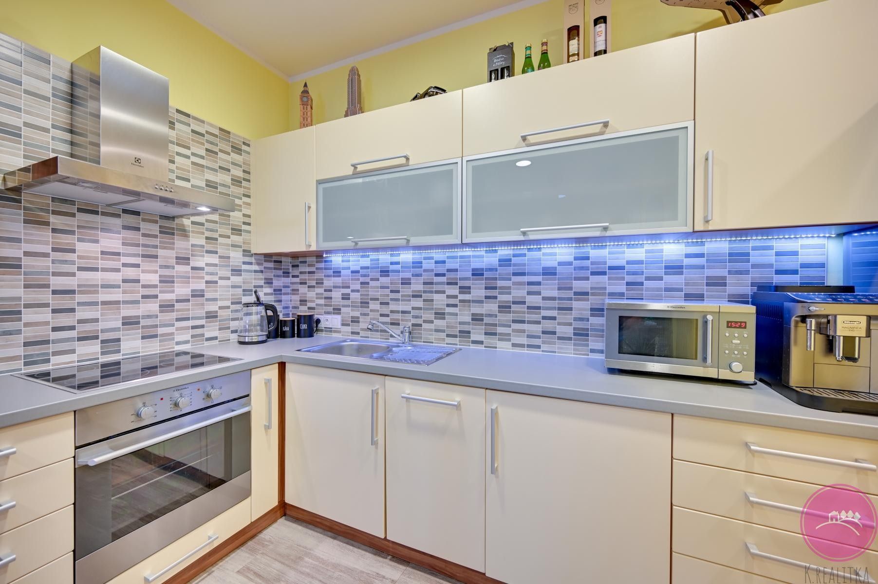Prodej bytu 2+kk 85 m² - foto 2