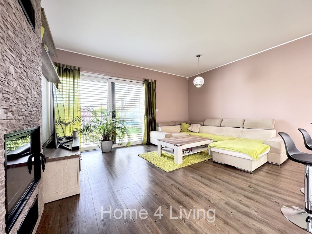 Pronájem domu 180 m² - foto 3