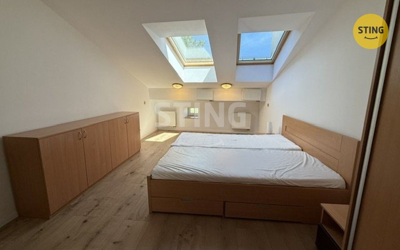 Pronájem bytu 2+kk 57 m² - foto 4