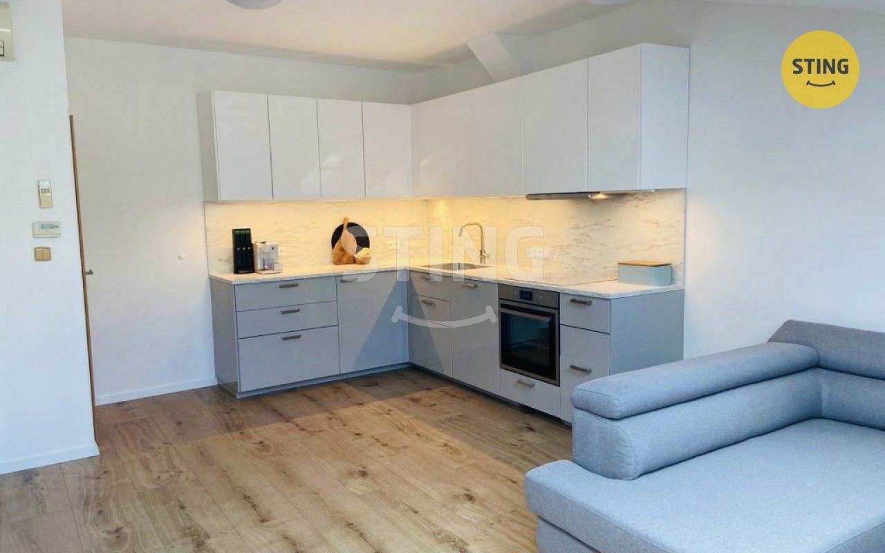 Pronájem bytu 2+kk 57 m² - foto 6