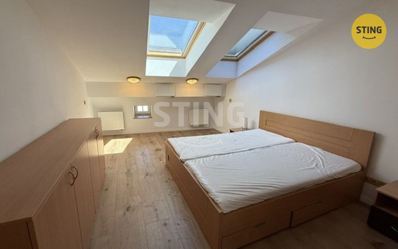Pronájem bytu 2+kk 57 m² - foto 10