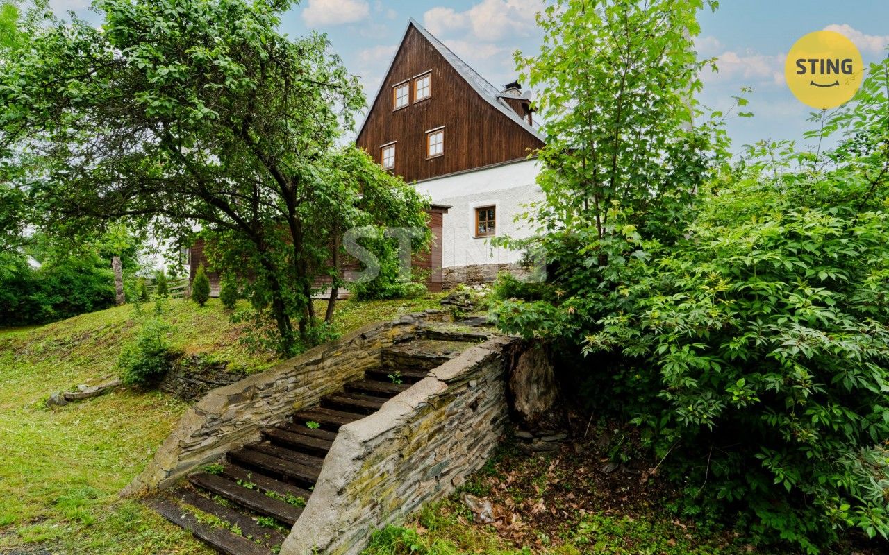 Prodej nemovitosti 480 m² - foto 1
