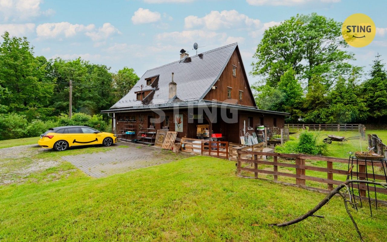 Prodej nemovitosti 480 m² - foto 2