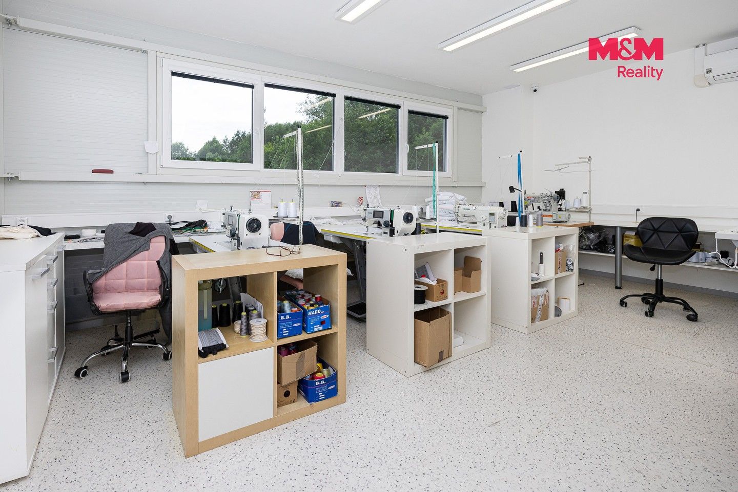 Prodej komerčního prostoru 5179 m² - foto 9