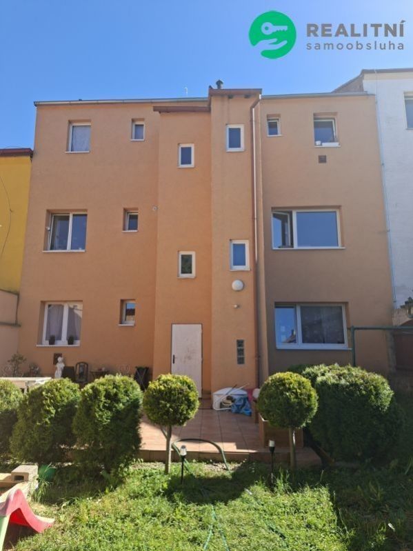 Prodej bytu 1+1 40 m² - foto 1