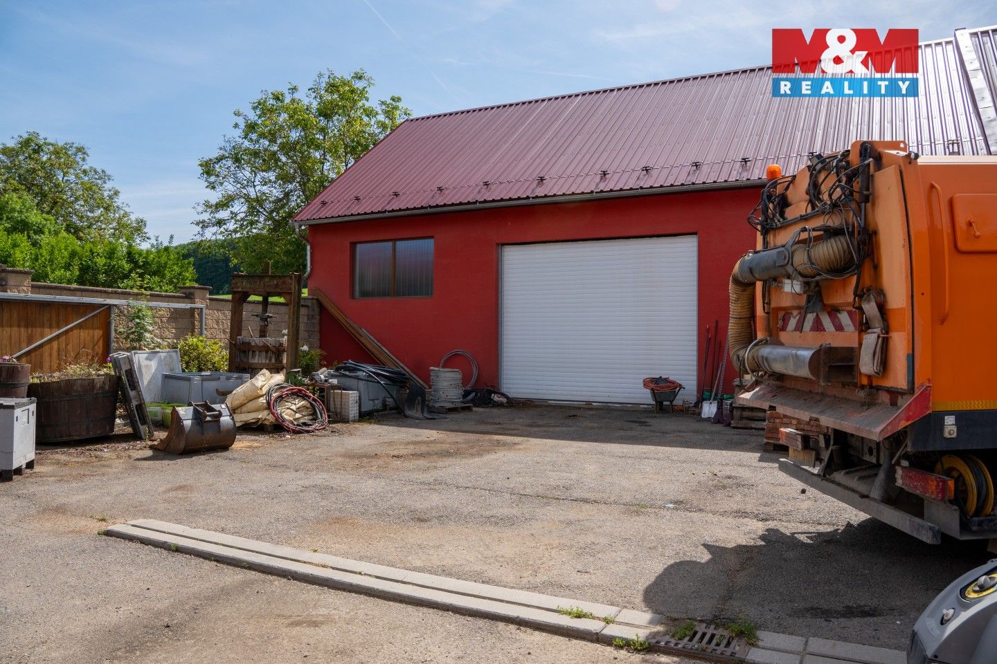 Prodej nemovitosti 196 m² - foto 4