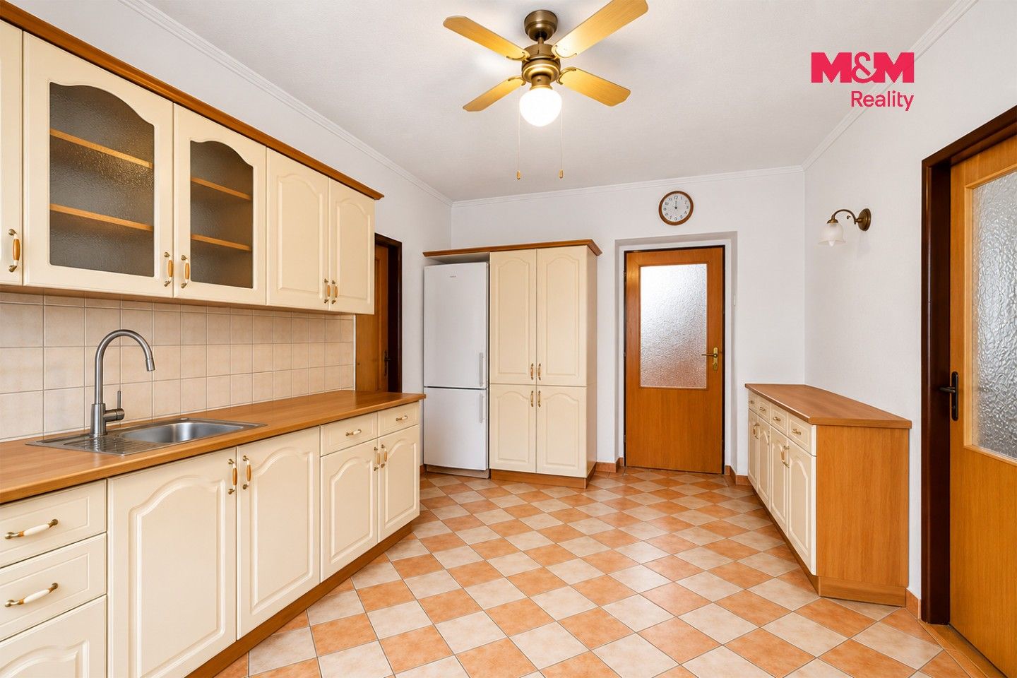 Prodej komerčního prostoru 255 m² - foto 19