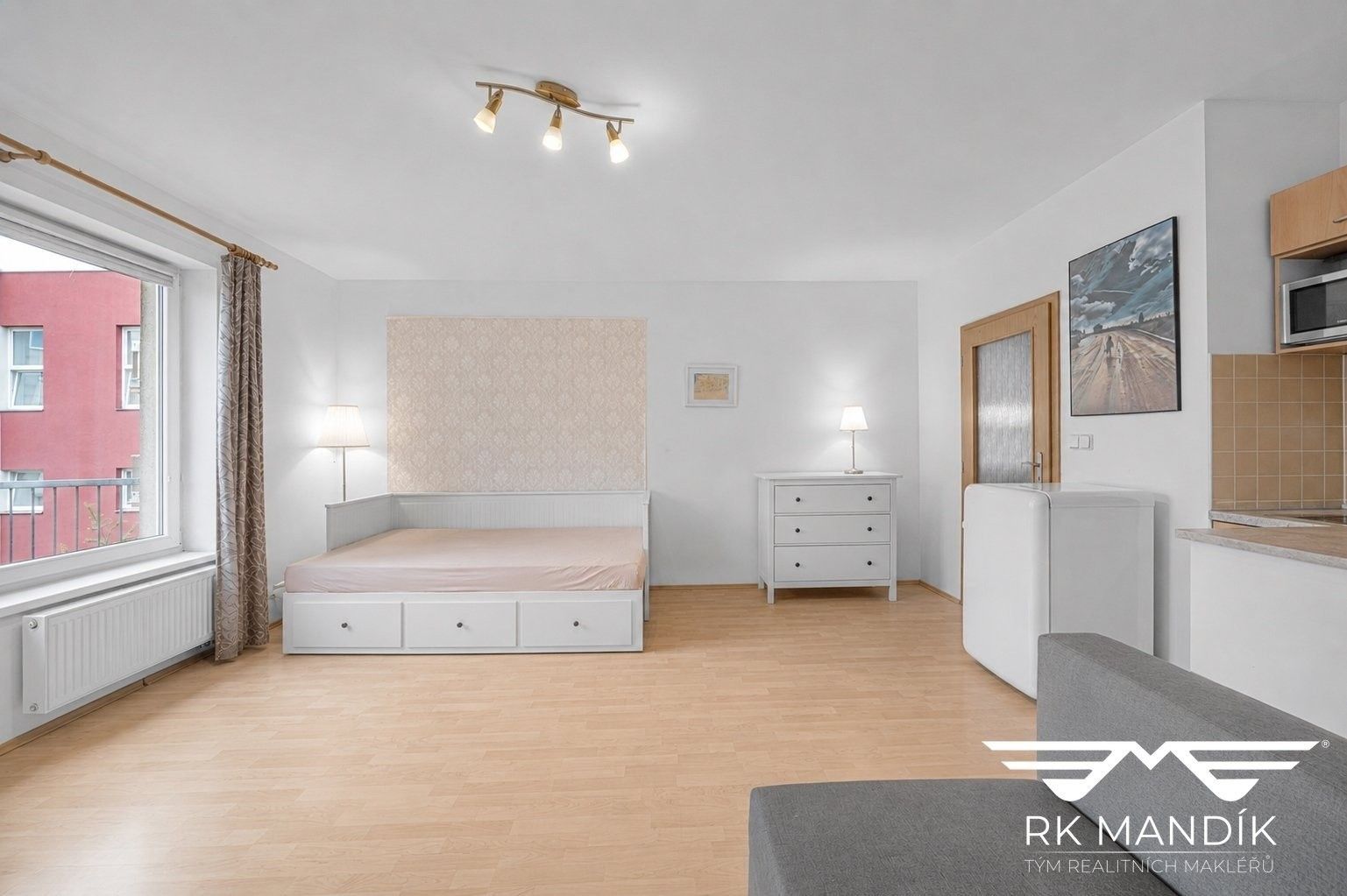 Pronájem bytu 1+kk 33 m² - foto 3