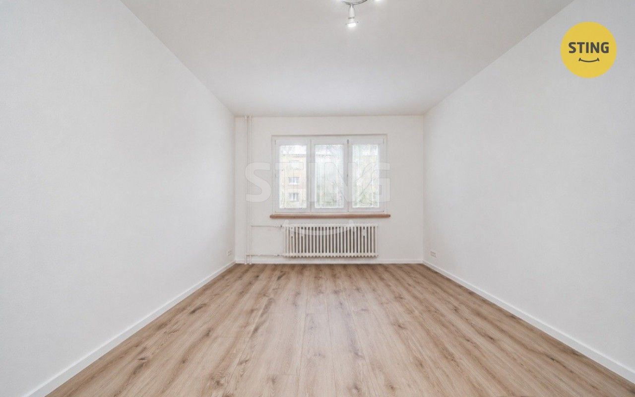 Pronájem bytu 2+1 52 m² - foto 4