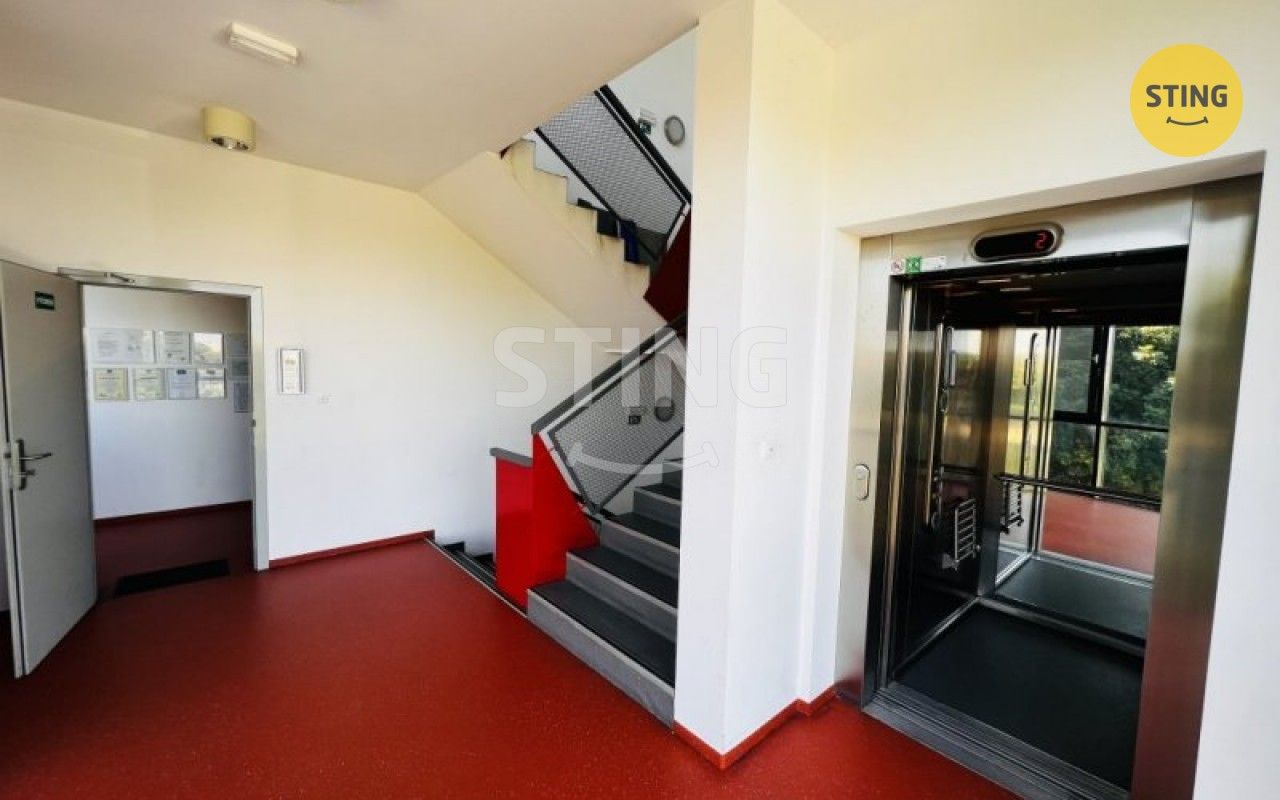 Pronájem komerčního prostoru 26 m² - foto 4