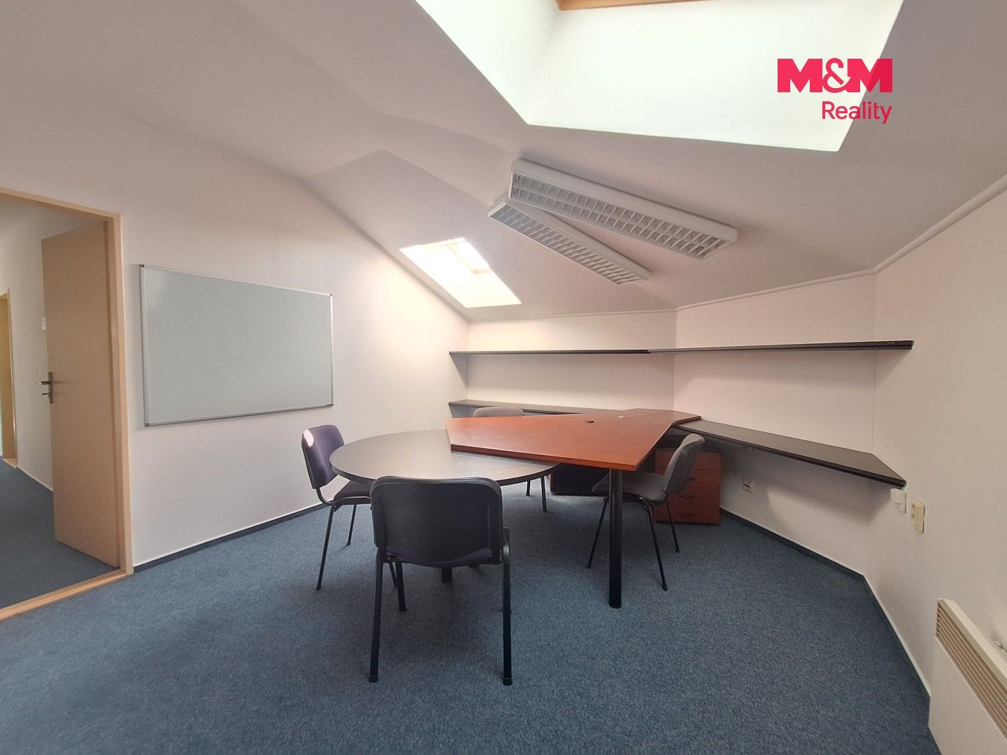 Pronájem komerčního prostoru 110 m² - foto 4