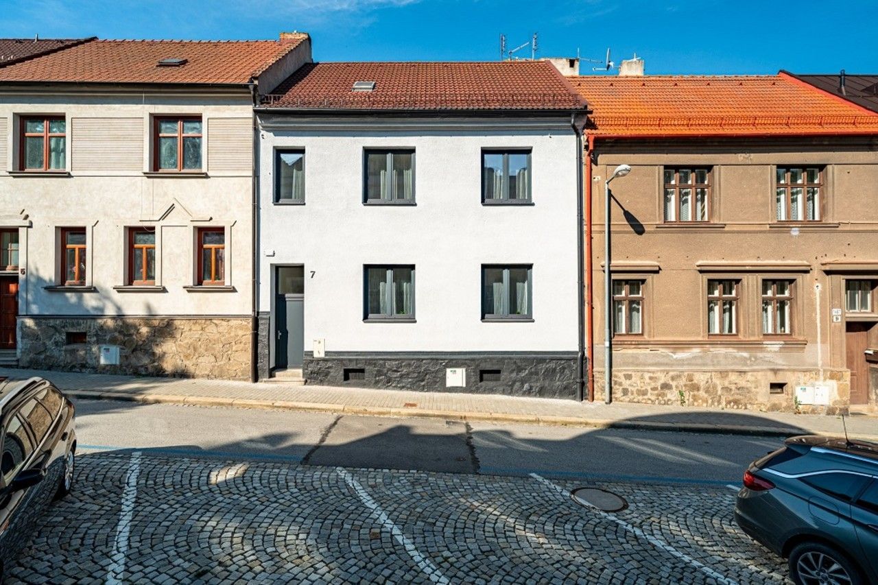 Prodej domu 296 m² - foto 2