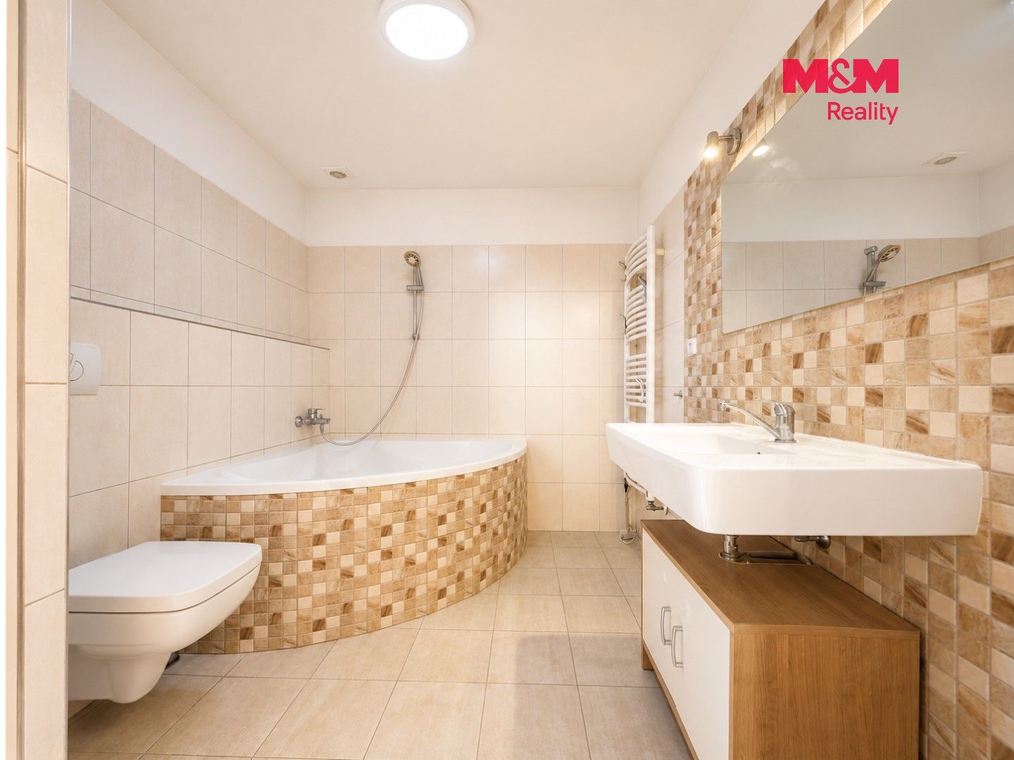 Prodej bytu 3+kk 75 m² - foto 2