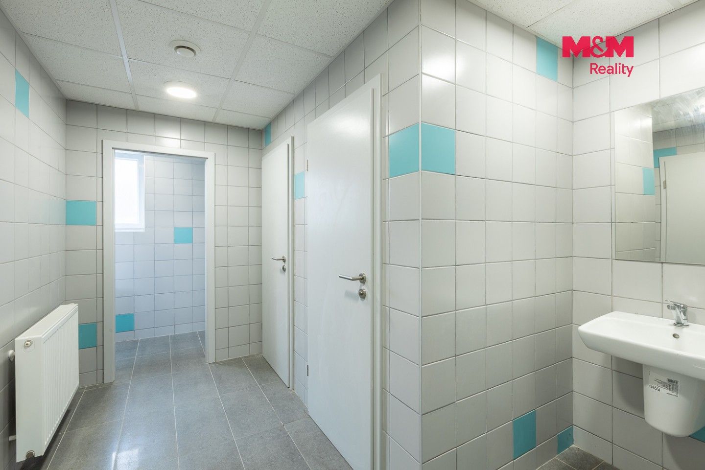 Pronájem komerčního prostoru 210 m² - foto 11