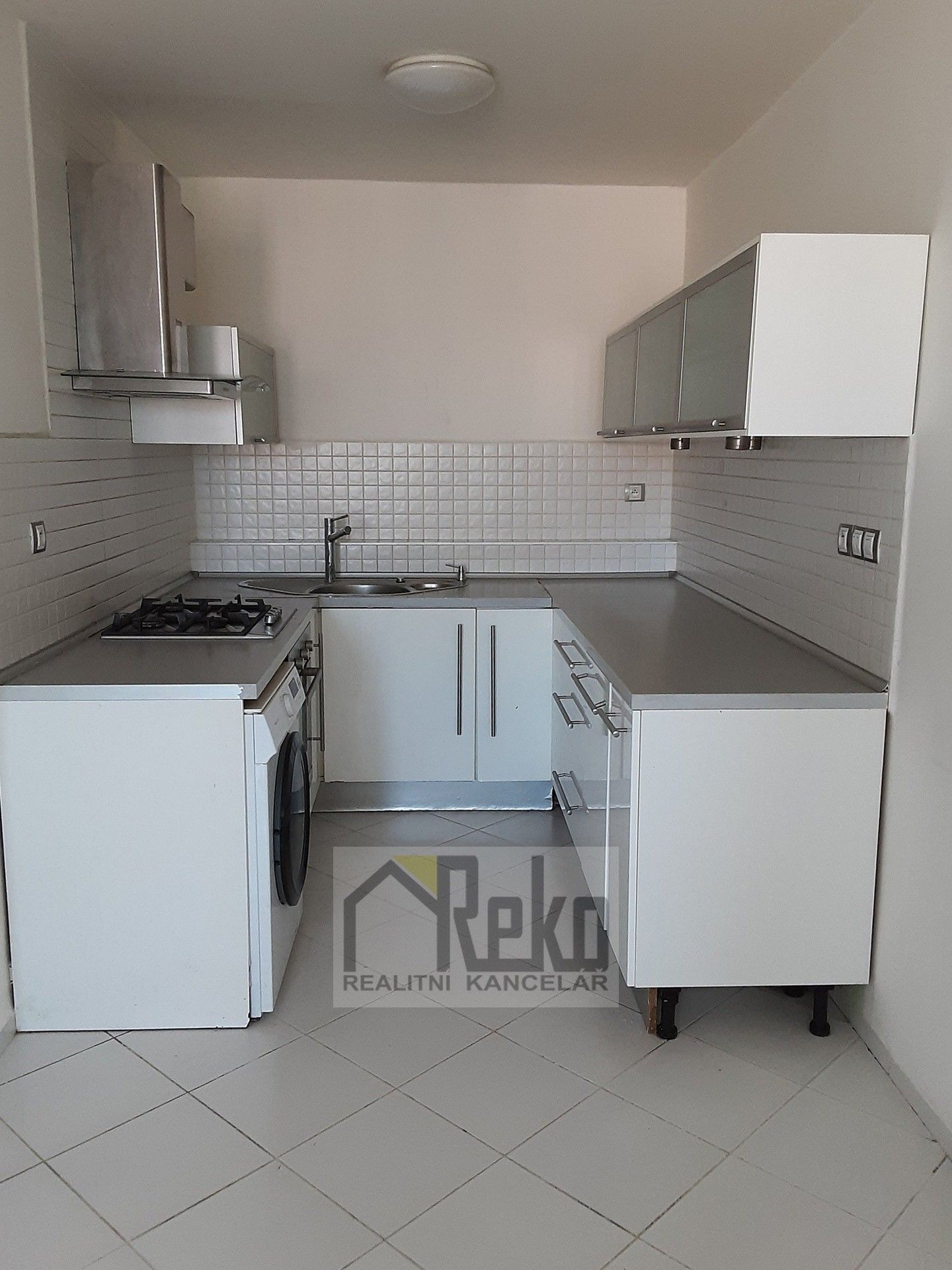 Prodej bytu 3+kk 65 m² - foto 3