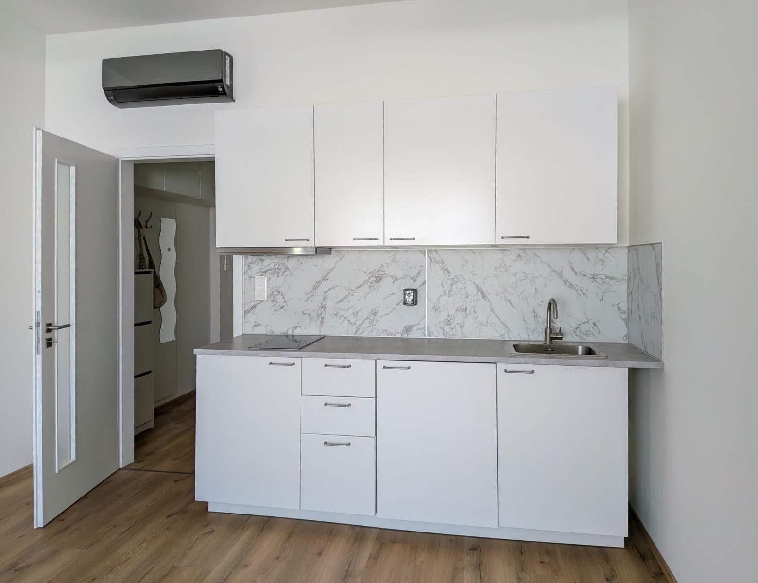 Pronájem komerčního prostoru 29 m² - foto 5