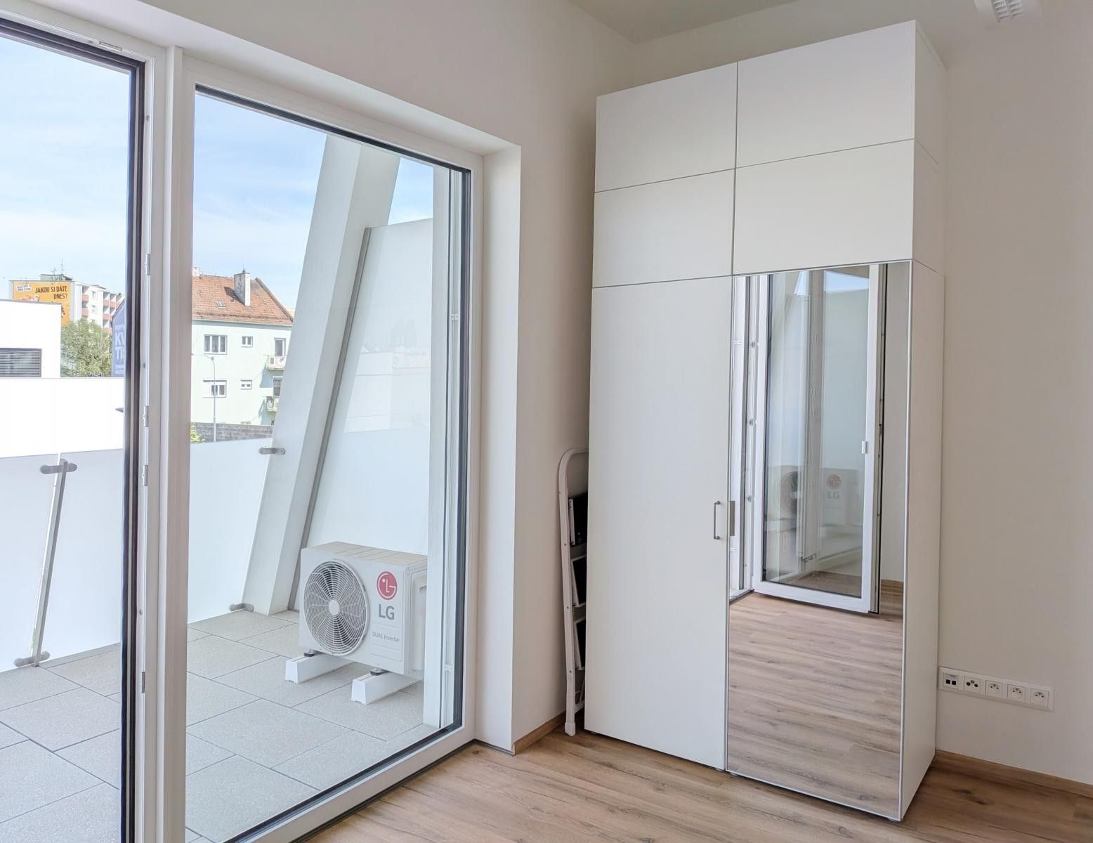 Pronájem komerčního prostoru 29 m² - foto 3