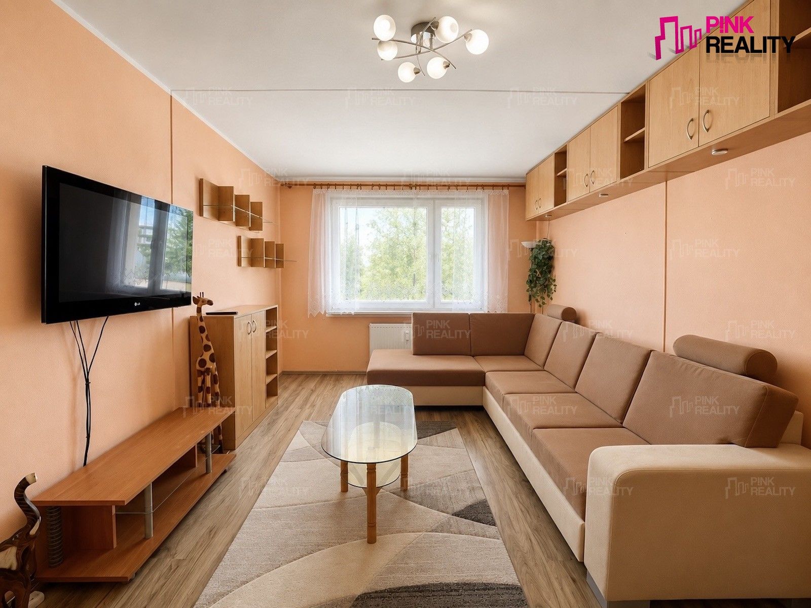 Pronájem bytu 3+1 79 m² - foto 2