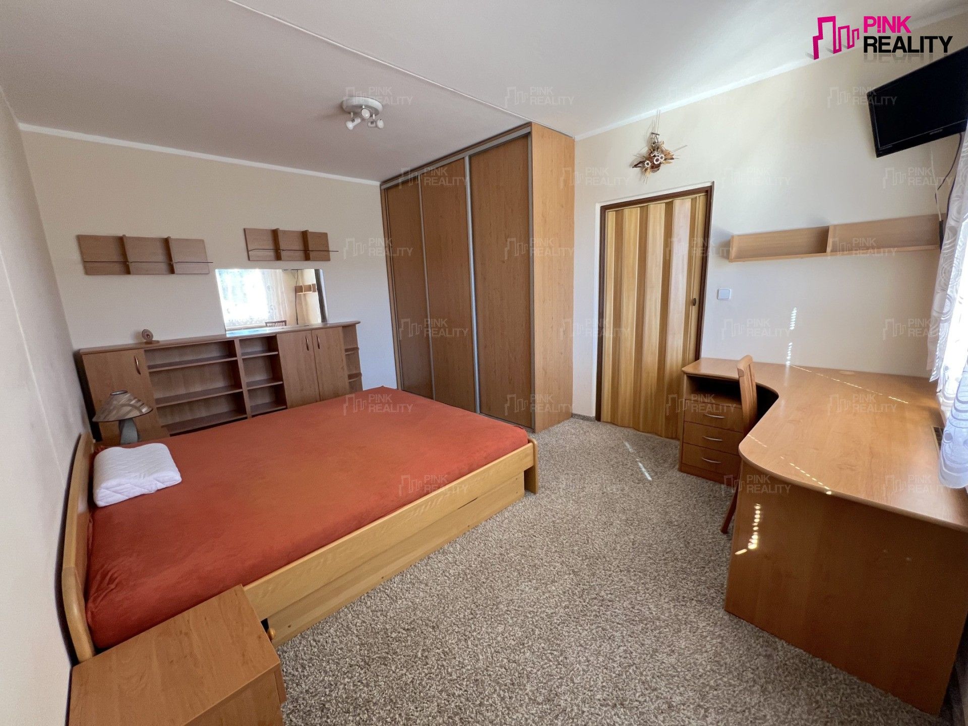 Pronájem bytu 3+1 79 m² - foto 3