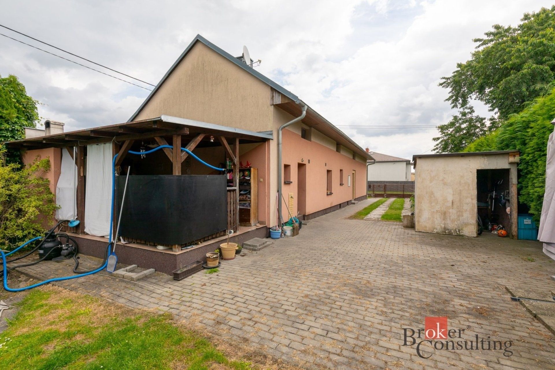 Prodej domu 220 m² - foto 3