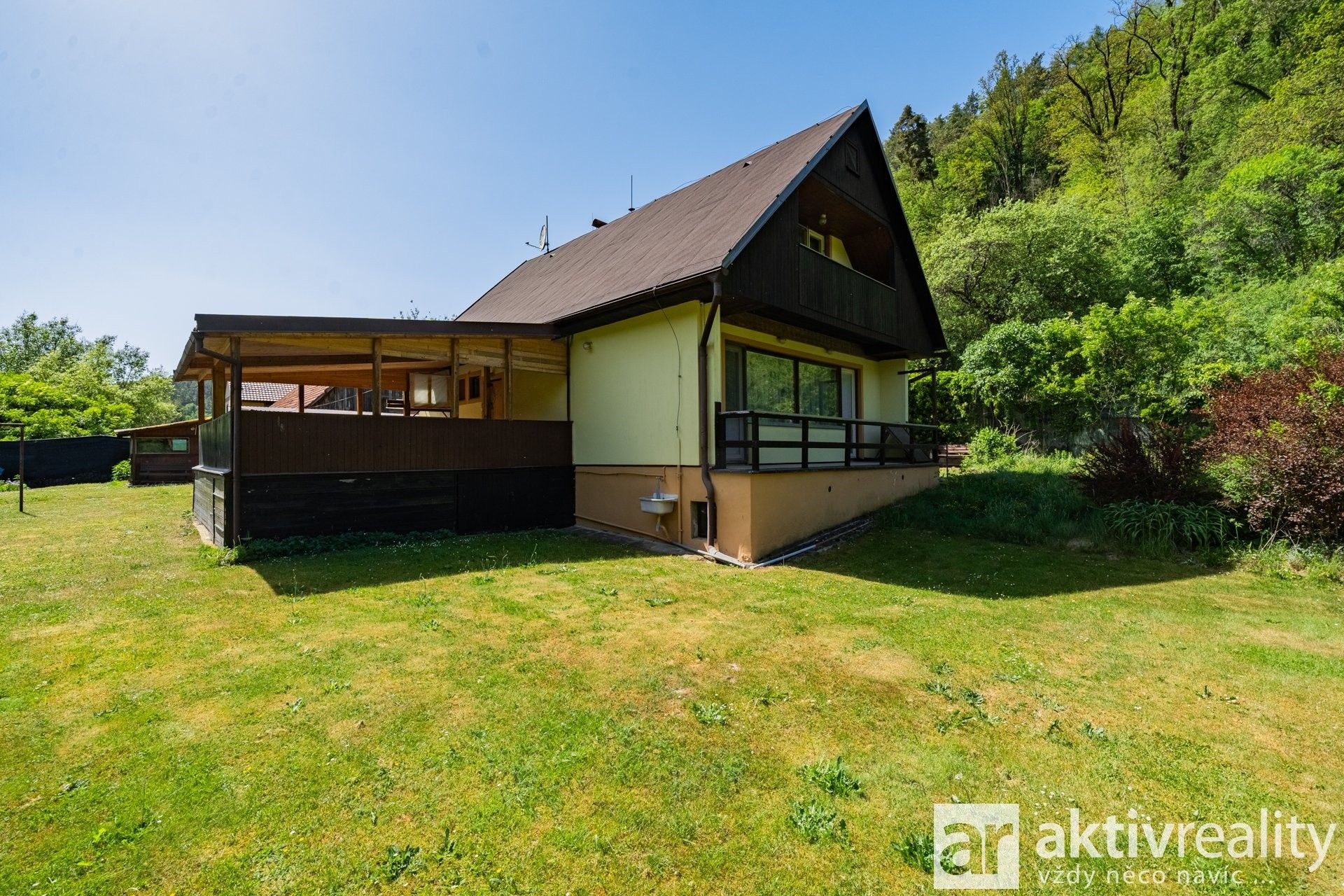 Prodej nemovitosti 150 m² - foto 6