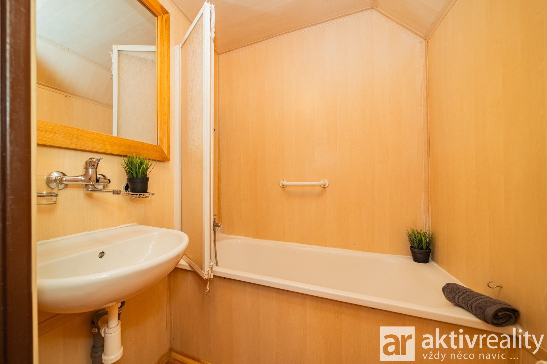 Prodej nemovitosti 150 m² - foto 17