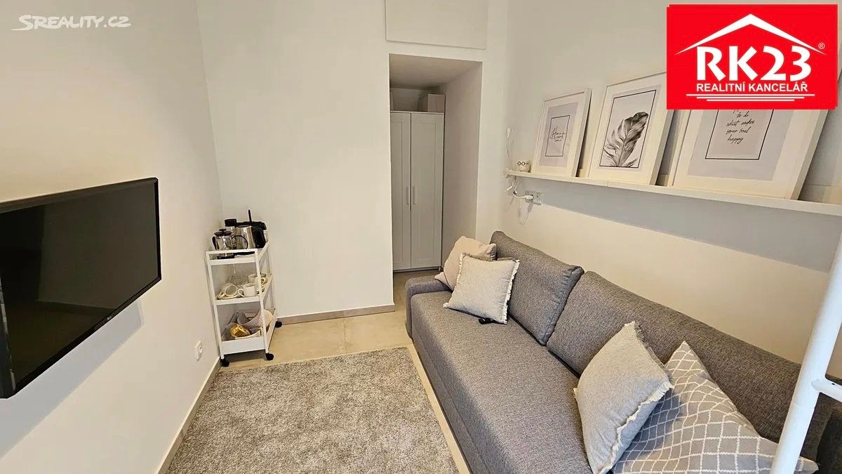 Pronájem nemovitosti 10 m² - foto 1